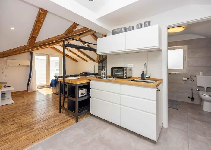 In 45061 דירה קריקווניצה